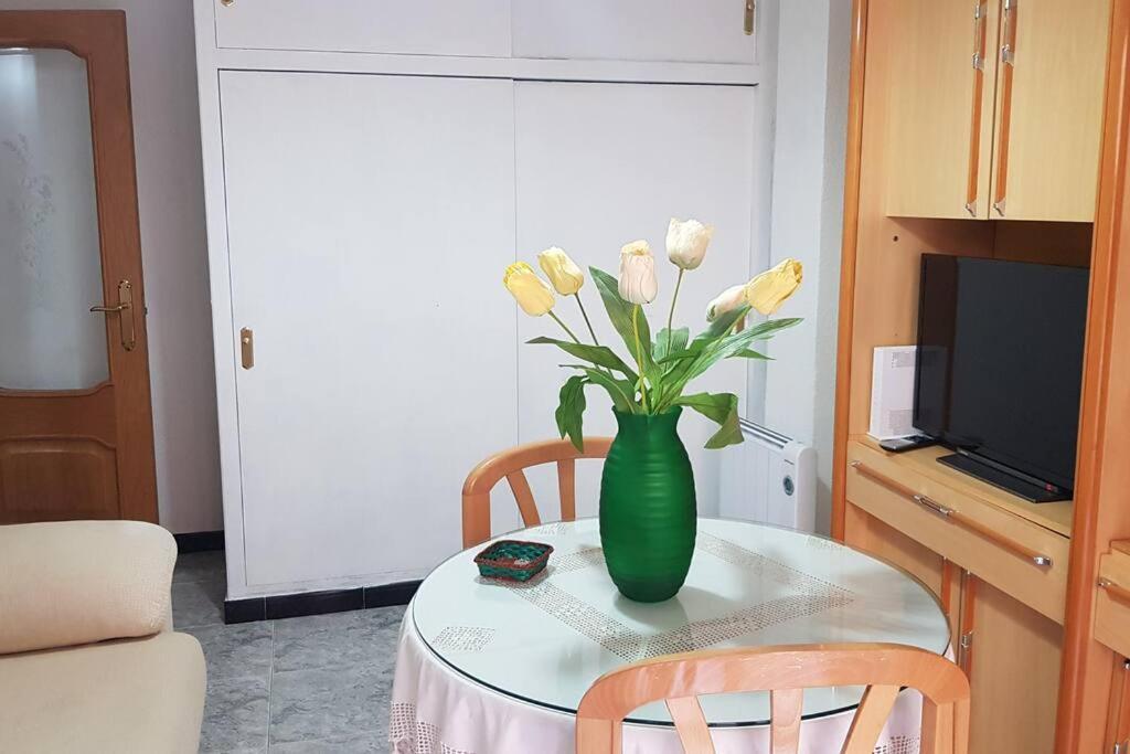 Apartamento Armonia:Centrico, Tranquilo Y Acogedor Elda Ngoại thất bức ảnh